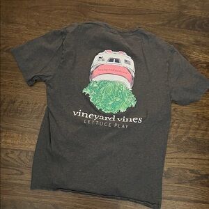 Vineyard Vines Charcoal Tee with Graphic Design - Lettuce Play